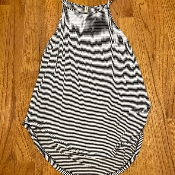 Emma & Sam Tank Top from LF - Picture 1 of 4